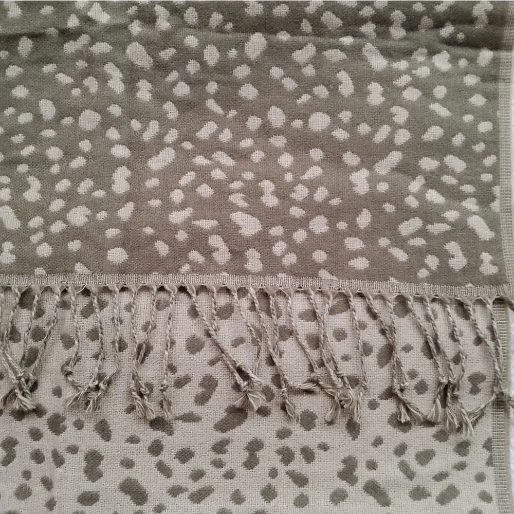 Banana Republic Women's Cheetah Print Scarf